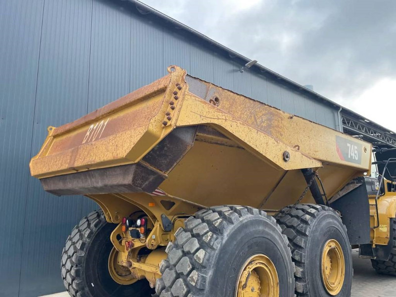 Tombereau articulé Cat 745 04A - New Tires: photos 13