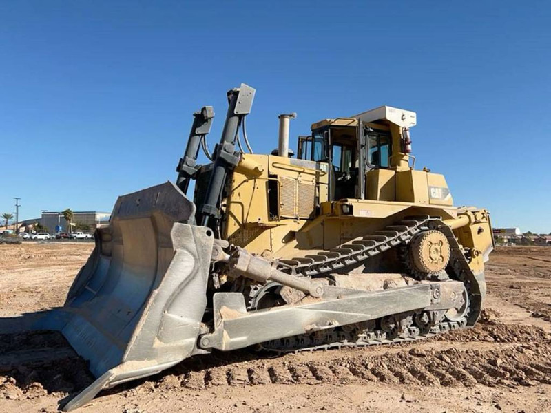 Bulldozer Cat D10R: photos 1