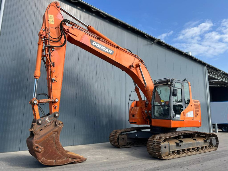 Doosan DX235LCR - Pelle sur chenille: photos 1 Doosan DX235LCR - Pelle sur chenille: photos 1