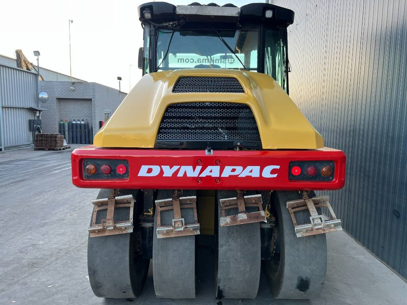 Dynapac CP224 - Compacteur à pneus: photos 4 Dynapac CP224 - Compacteur à pneus: photos 4