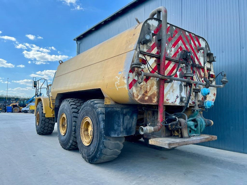 Cat 740 Water Truck - Engins de chantier: photos 3 Cat 740 Water Truck - Engins de chantier: photos 3