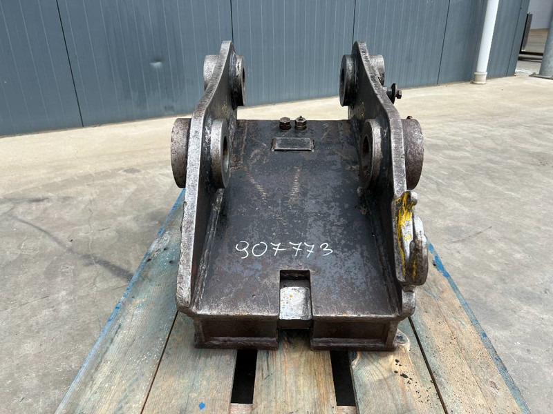 Gjerstad Volvo S1 - 320D - Attache rapide pour Engins de chantier: photos 2 Gjerstad Volvo S1 - 320D - Attache rapide pour Engins de chantier: photos 2