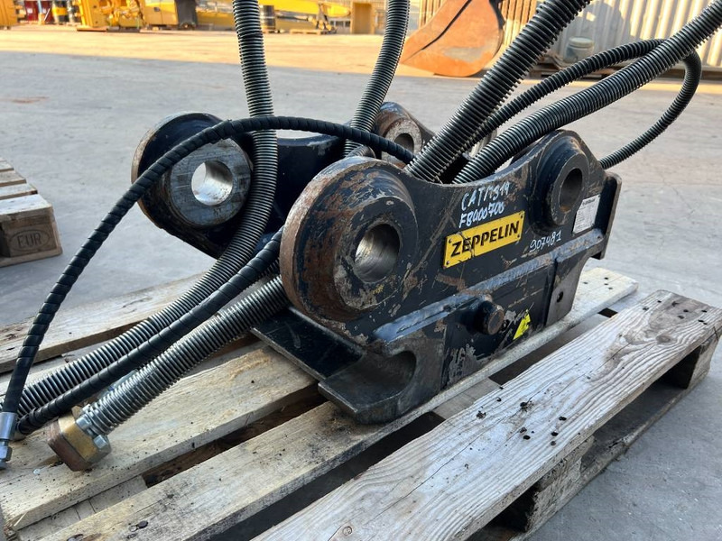 OilQuick OQ65 - M314F / M316F / M318F - Attache rapide pour Engins de chantier: photos 4 OilQuick OQ65 - M314F / M316F / M318F - Attache rapide pour Engins de chantier: photos 4