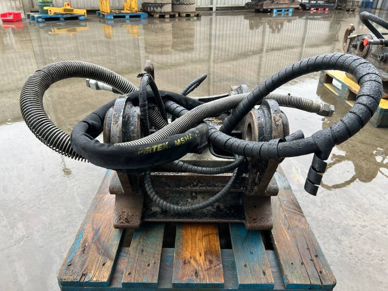 OilQuick OQ70/55 - M322D - Attache rapide pour Engins de chantier: photos 5 OilQuick OQ70/55 - M322D - Attache rapide pour Engins de chantier: photos 5