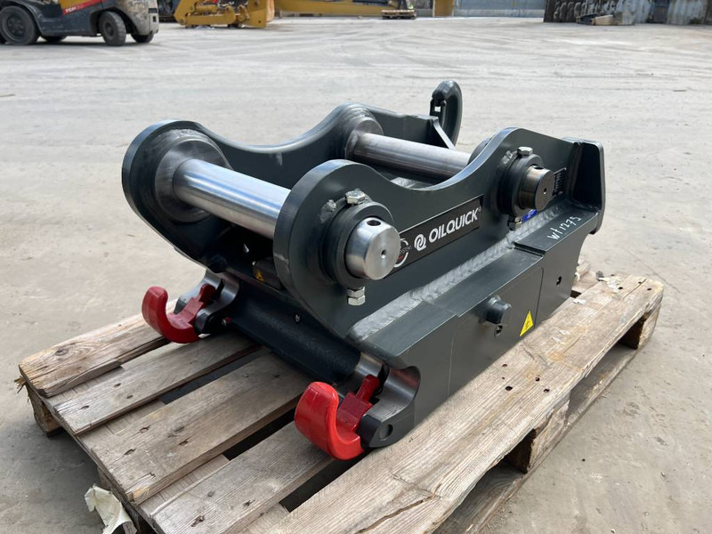 OilQuick OQ80 - 323 NG - Attache rapide pour Engins de chantier: photos 5 OilQuick OQ80 - 323 NG - Attache rapide pour Engins de chantier: photos 5