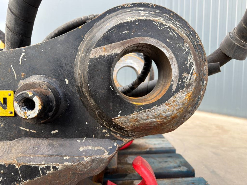 Attache rapide pour Engins de chantier OilQuick OQ80 - 336F: photos 14 Attache rapide pour Engins de chantier OilQuick OQ80 - 336F: photos 14