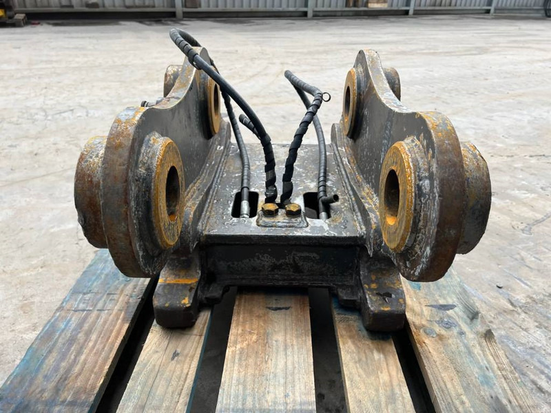 Attache rapide pour Engins de chantier SMP S70 - 320D: photos 6