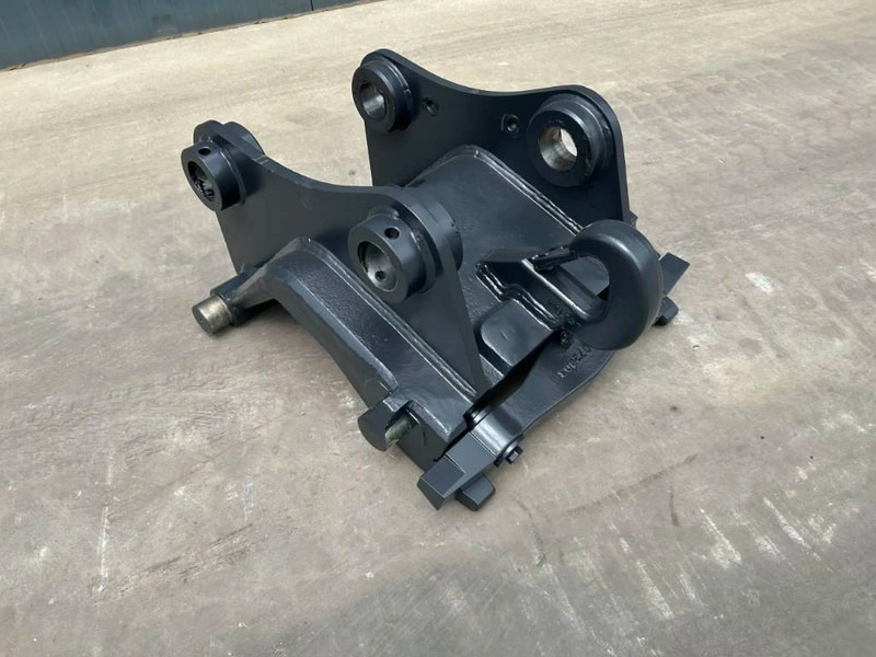 Smitma CW30 - M314F / M316F / M318F - Attache rapide pour Engins de chantier: photos 2 Smitma CW30 - M314F / M316F / M318F - Attache rapide pour Engins de chantier: photos 2