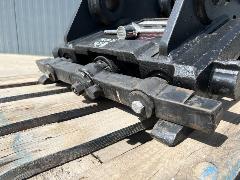 Attache rapide pour Engins de chantier Verachtert CW20 - M316C: photos 12