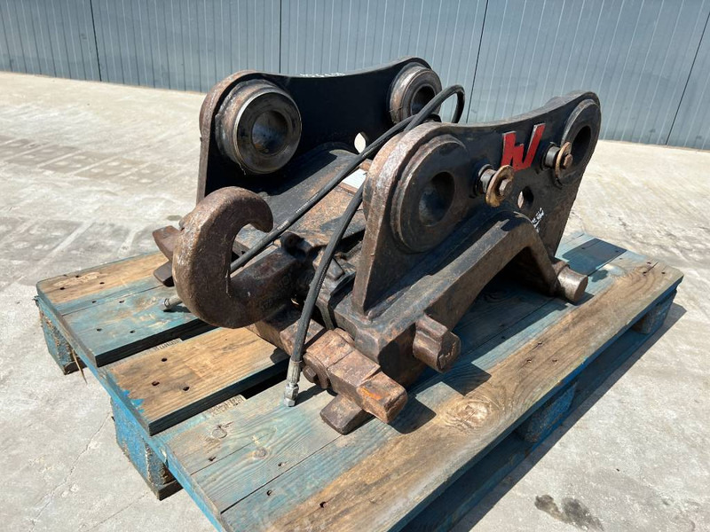 Verachtert CW40 - 323D - Attache rapide pour Engins de chantier: photos 1 Verachtert CW40 - 323D - Attache rapide pour Engins de chantier: photos 1
