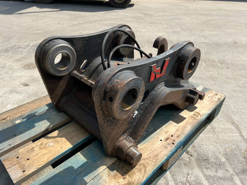 Verachtert CW40 - 323D - Attache rapide pour Engins de chantier: photos 5 Verachtert CW40 - 323D - Attache rapide pour Engins de chantier: photos 5