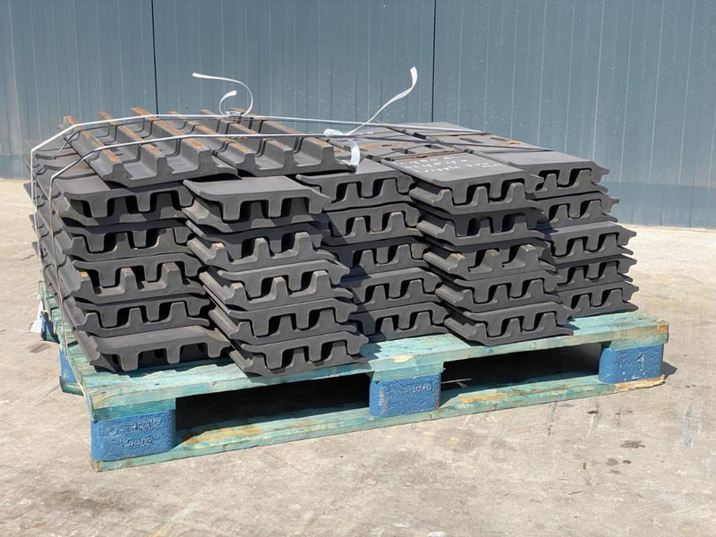 Volvo EC480 Shoes/Pads - Frame/ Châssis pour Engins de chantier: photos 3 Volvo EC480 Shoes/Pads - Frame/ Châssis pour Engins de chantier: photos 3