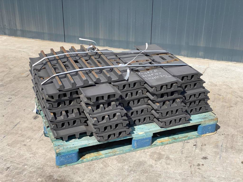 Volvo EC480 Shoes/Pads - Frame/ Châssis pour Engins de chantier: photos 2 Volvo EC480 Shoes/Pads - Frame/ Châssis pour Engins de chantier: photos 2