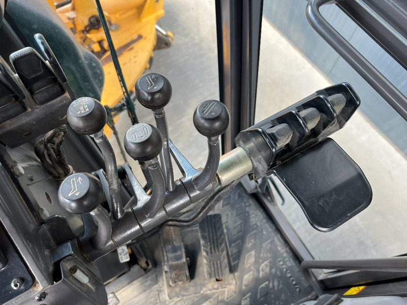 Niveleuse Volvo G970: photos 18