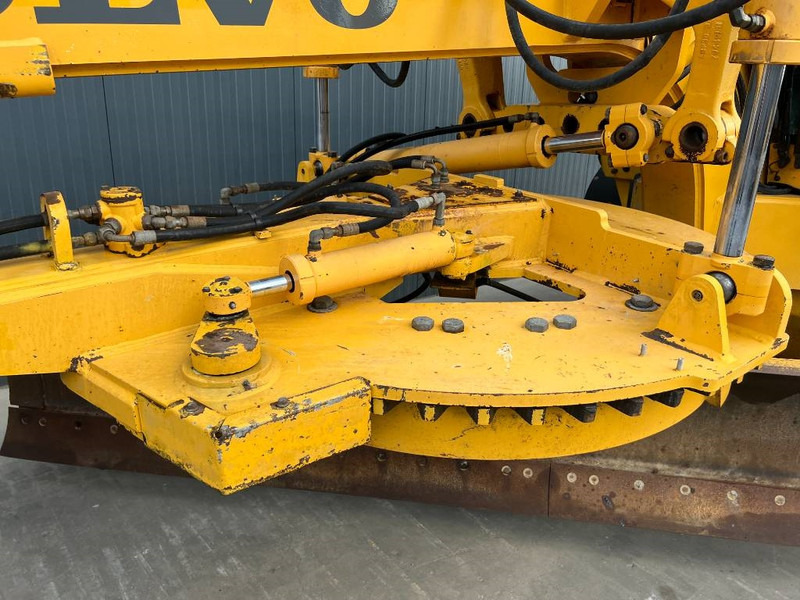 Niveleuse Volvo G970: photos 8