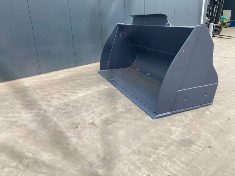 Volvo L110E - Godet pour Engins de chantier: photos 5 Volvo L110E - Godet pour Engins de chantier: photos 5