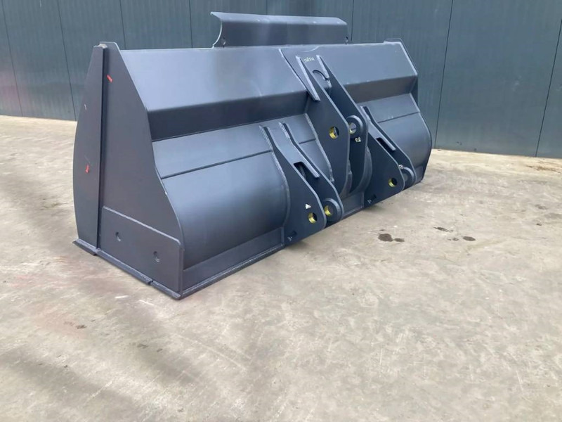 Volvo L120H - Godet pour Engins de chantier: photos 2 Volvo L120H - Godet pour Engins de chantier: photos 2