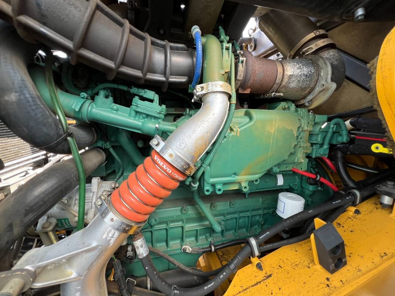 Volvo L90H - Chargeuse sur pneus: photos 5 Volvo L90H - Chargeuse sur pneus: photos 5