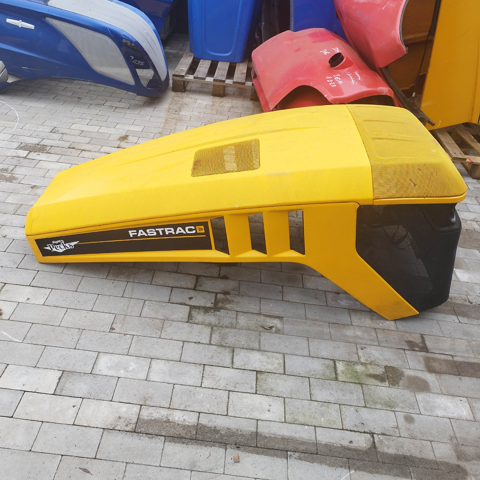 JCB Fastrac - Carrosserie et extérieur pour Machine agricole: photos 1 JCB Fastrac - Carrosserie et extérieur pour Machine agricole: photos 1