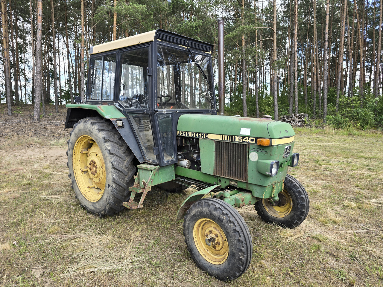 JOHN DEERE 1640S - Tracteur agricole: photos 2 JOHN DEERE 1640S - Tracteur agricole: photos 2