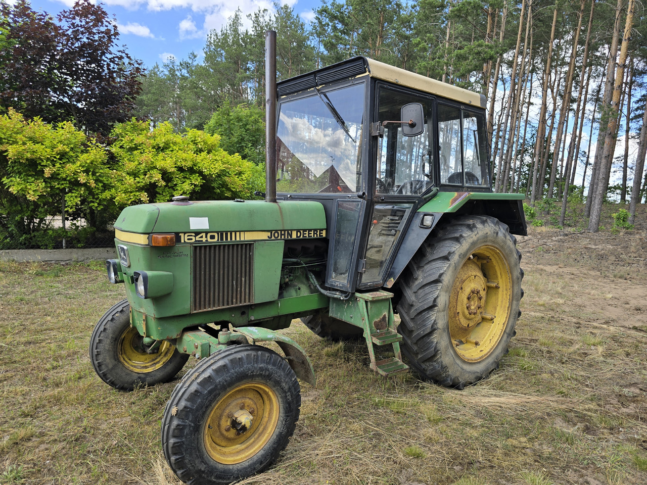 JOHN DEERE 1640S - Tracteur agricole: photos 1 JOHN DEERE 1640S - Tracteur agricole: photos 1