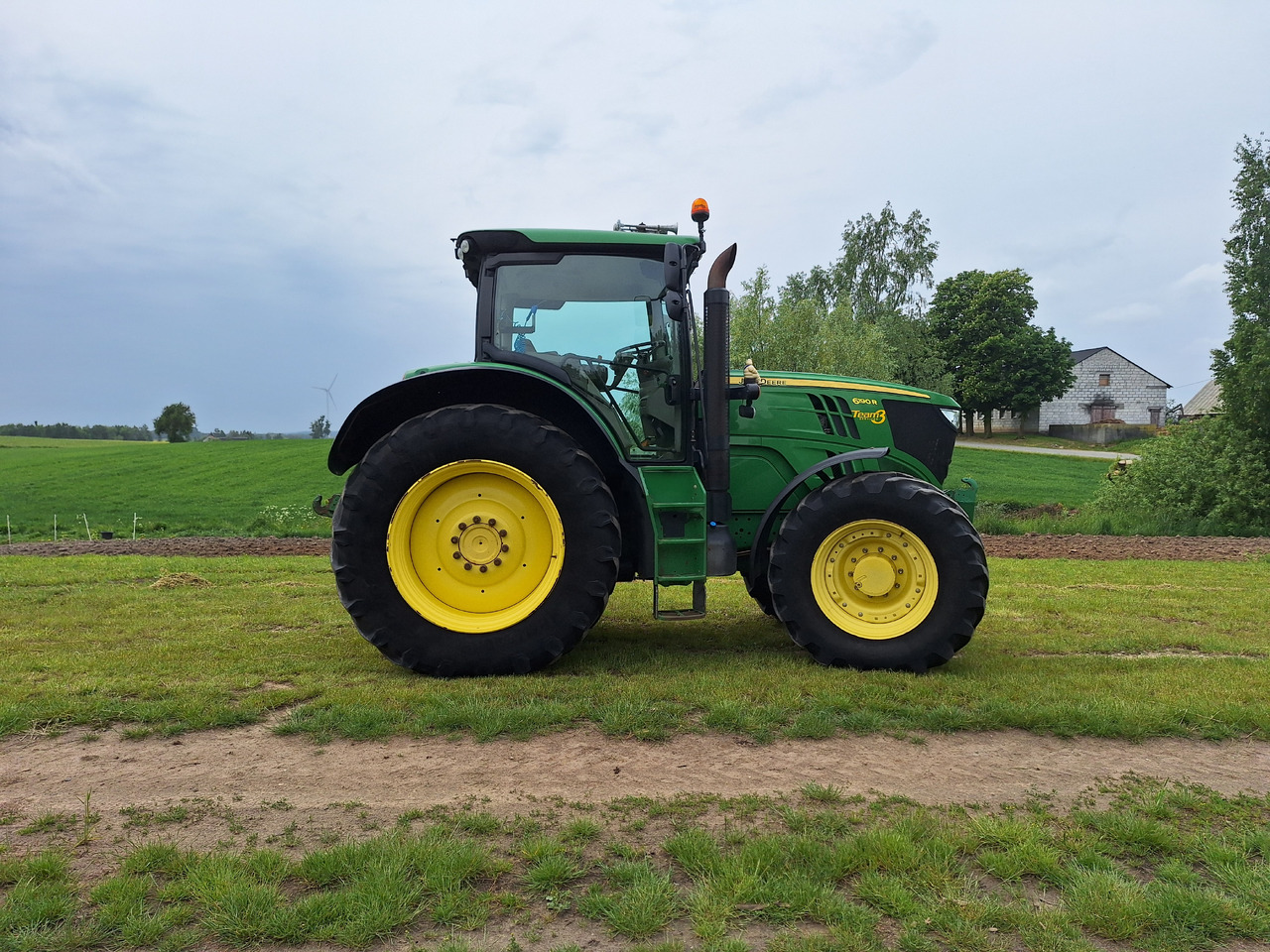 John Deere 6190R - Tracteur agricole: photos 2 John Deere 6190R - Tracteur agricole: photos 2