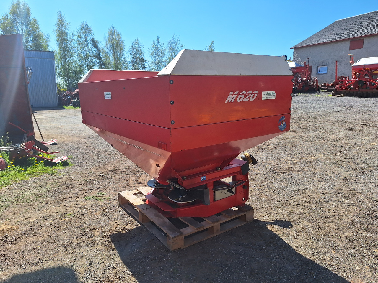 KUHN MDS935 - Distributeur d'engrais: photos 3 KUHN MDS935 - Distributeur d'engrais: photos 3