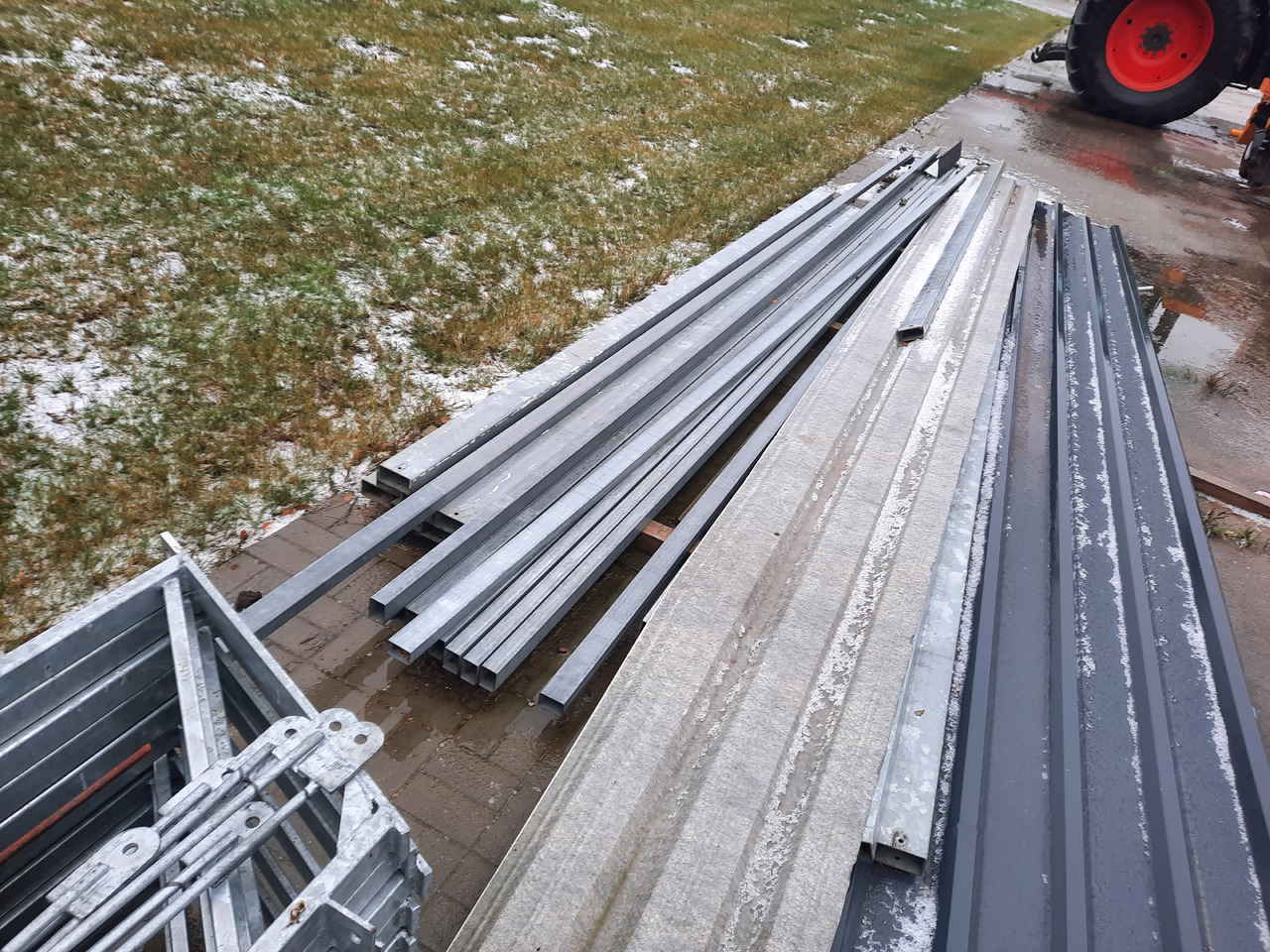 Konstrukcja hali / wiaty stalowej 8 m x 5 m (40 m2) ocynkowana NOWA - Matériel de chantier: photos 4 Konstrukcja hali / wiaty stalowej 8 m x 5 m (40 m2) ocynkowana NOWA - Matériel de chantier: photos 4