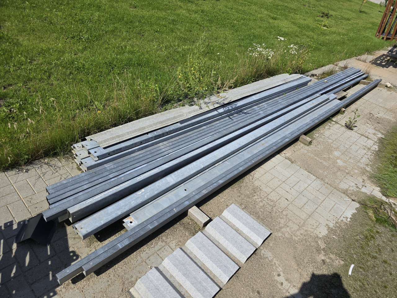 Konstrukcja hali / wiaty stalowej 8 m x 5 m (40 m2) ocynkowana NOWA - Matériel de chantier: photos 4 Konstrukcja hali / wiaty stalowej 8 m x 5 m (40 m2) ocynkowana NOWA - Matériel de chantier: photos 4