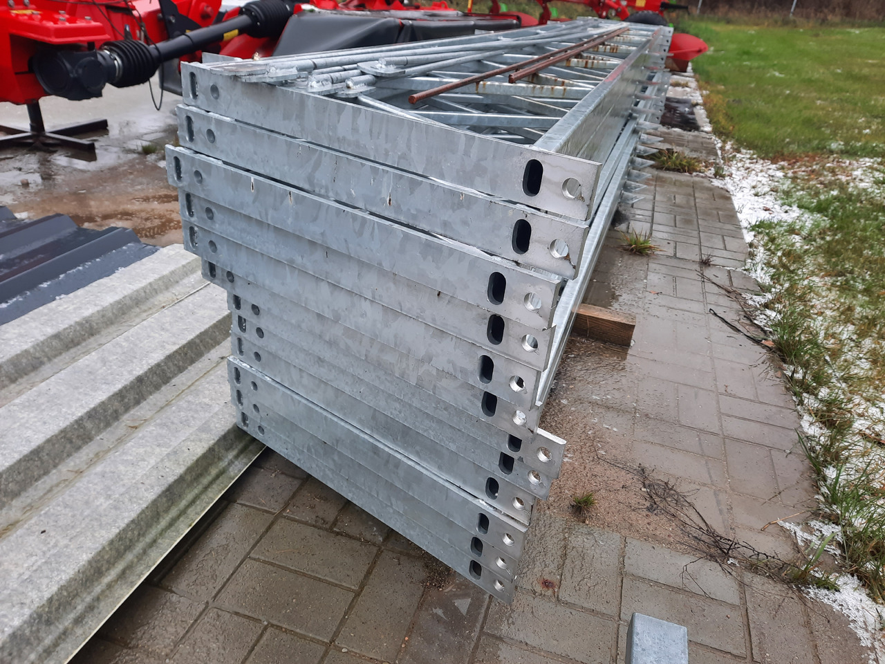 Konstrukcja hali / wiaty stalowej 8 m x 5 m (40 m2) ocynkowana NOWA - Matériel de chantier: photos 3 Konstrukcja hali / wiaty stalowej 8 m x 5 m (40 m2) ocynkowana NOWA - Matériel de chantier: photos 3