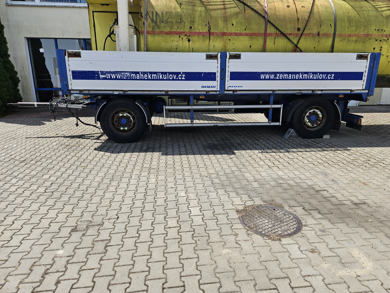 PV18 - Remorque voiture: photos 1 PV18 - Remorque voiture: photos 1