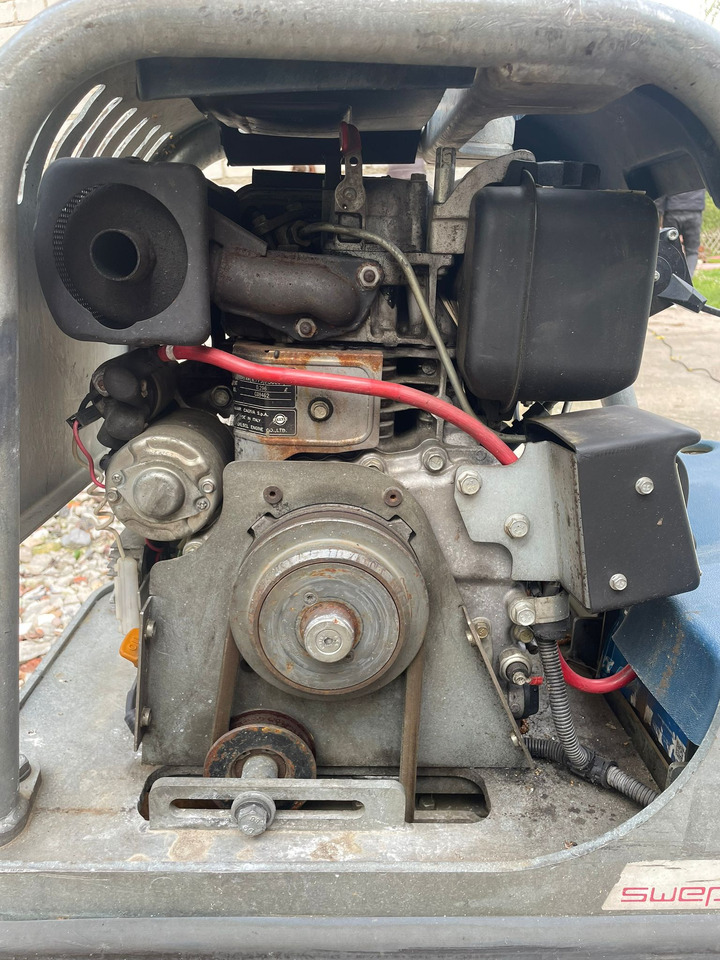 SWEPAC FB250 - Compacteur à pieds de mouton/ Monocylindre: photos 5 SWEPAC FB250 - Compacteur à pieds de mouton/ Monocylindre: photos 5