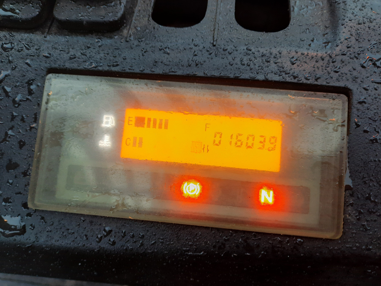 Manitou MI30D - Chariot élévateur diesel: photos 2 Manitou MI30D - Chariot élévateur diesel: photos 2