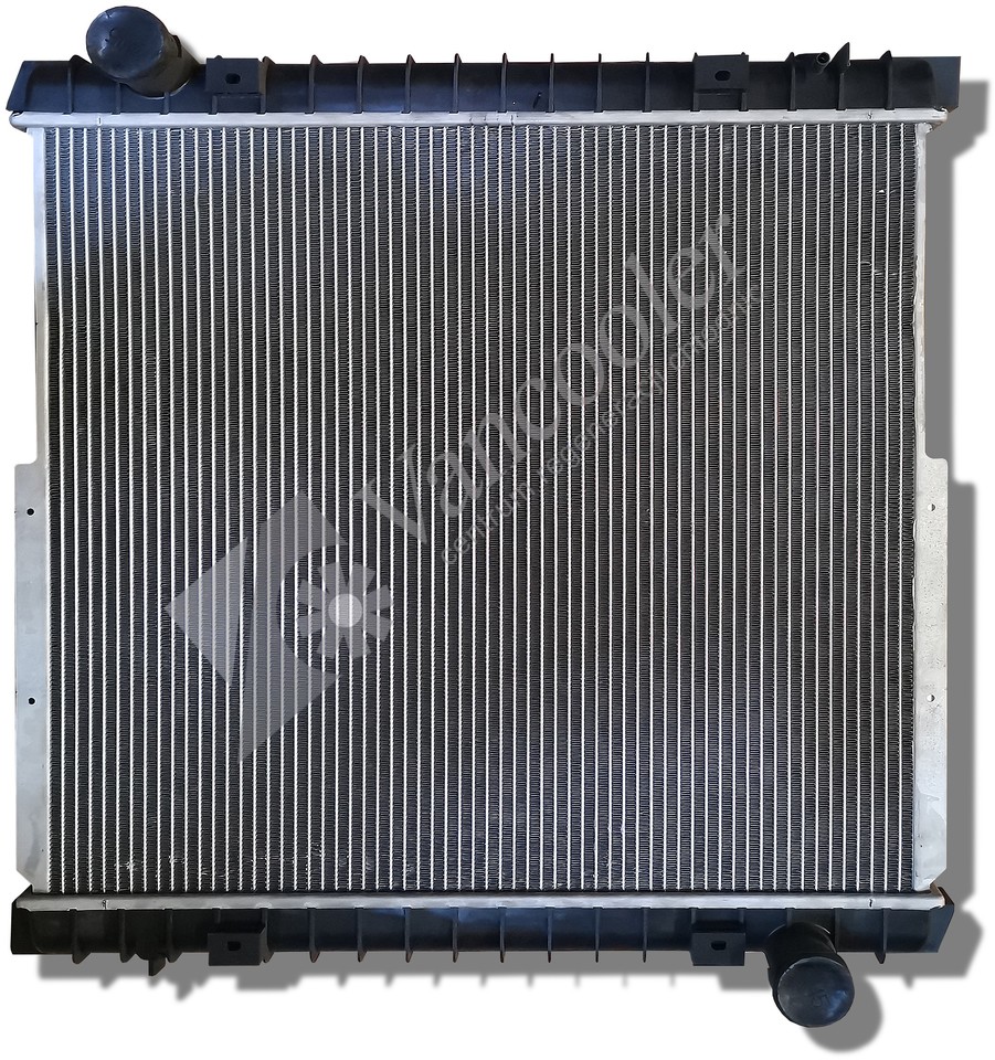 IVECO EUROCARGO - Radiateur pour Camion: photos 1 IVECO EUROCARGO - Radiateur pour Camion: photos 1