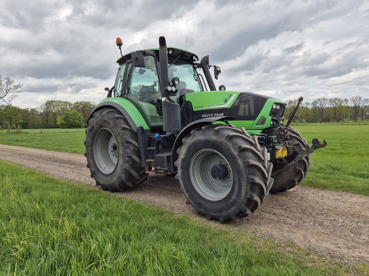 Deutz Fahr 6180 TTV FH+FA - Tracteur agricole: photos 1 Deutz Fahr 6180 TTV FH+FA - Tracteur agricole: photos 1