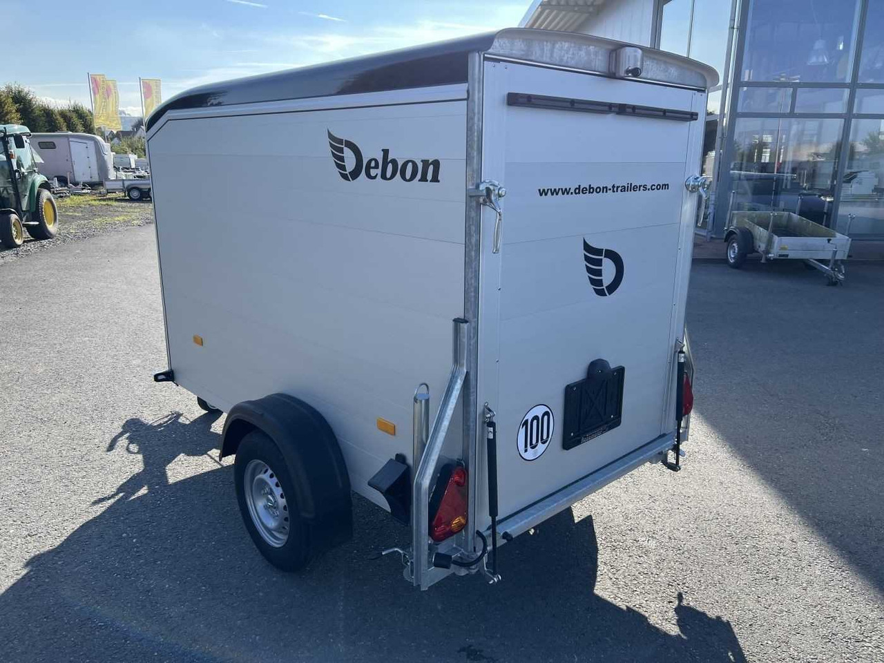 CHEVAL LIBERTE DEBON C255 Seitentür Kofferanhänger - Remorque fourgon: photos 5 CHEVAL LIBERTE DEBON C255 Seitentür Kofferanhänger - Remorque fourgon: photos 5