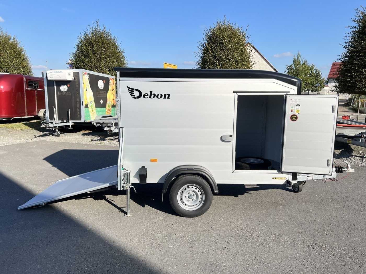 CHEVAL LIBERTE DEBON C255 Seitentür Kofferanhänger - Remorque fourgon: photos 1 CHEVAL LIBERTE DEBON C255 Seitentür Kofferanhänger - Remorque fourgon: photos 1