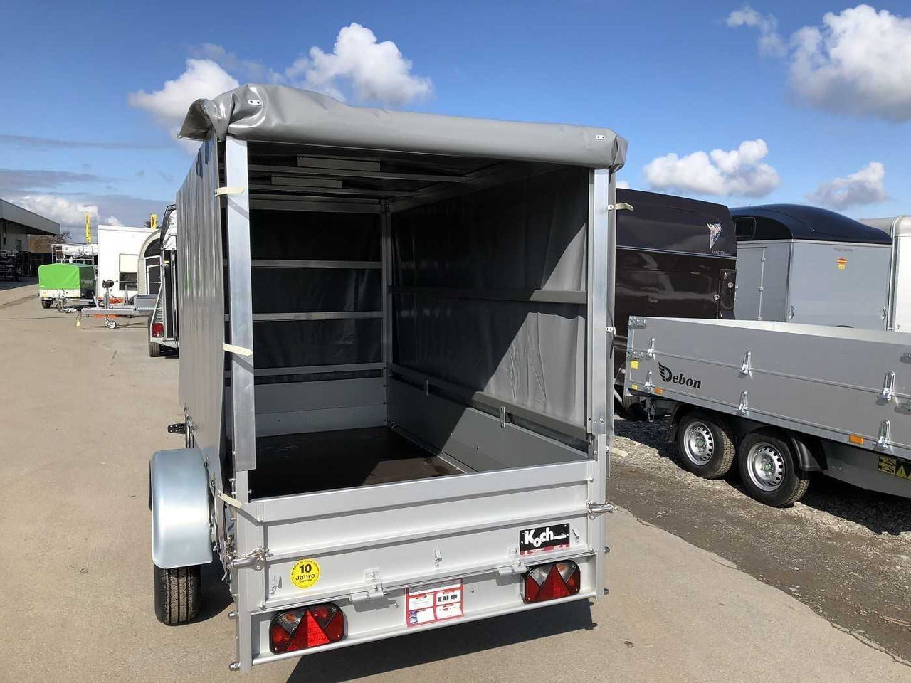 KOCH U4 mit Plane 1500 grau Kastenanhänger ungebremst - Remorque voiture: photos 4 KOCH U4 mit Plane 1500 grau Kastenanhänger ungebremst - Remorque voiture: photos 4