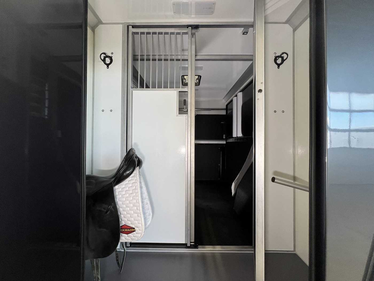 Camion chevaux, Véhicule utilitaire neuf RENAULT Master Haras STX 5-Sitzer LKW: photos 9