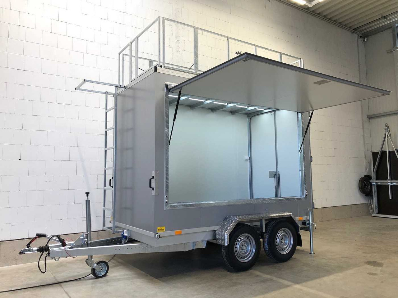 ROSEMEIER VE TK B 20.30 SP Dachwerbetafeln Verkaufsanhänger - Remorque magasin: photos 5 ROSEMEIER VE TK B 20.30 SP Dachwerbetafeln Verkaufsanhänger - Remorque magasin: photos 5