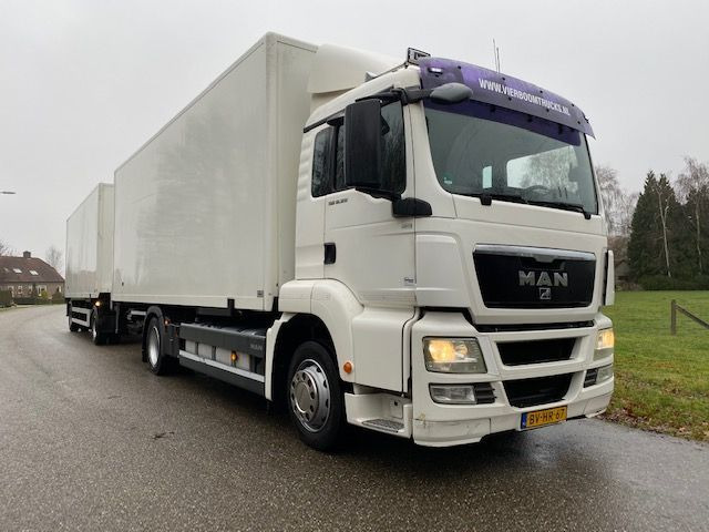 MAN TGS 18.320 TGS 18.320 BAKWAGEN MET LAADKLEP COMPLEET MET 2-ASSIGE AANHANGWAGEN - Camion fourgon: photos 1 MAN TGS 18.320 TGS 18.320 BAKWAGEN MET LAADKLEP COMPLEET MET 2-ASSIGE AANHANGWAGEN - Camion fourgon: photos 1