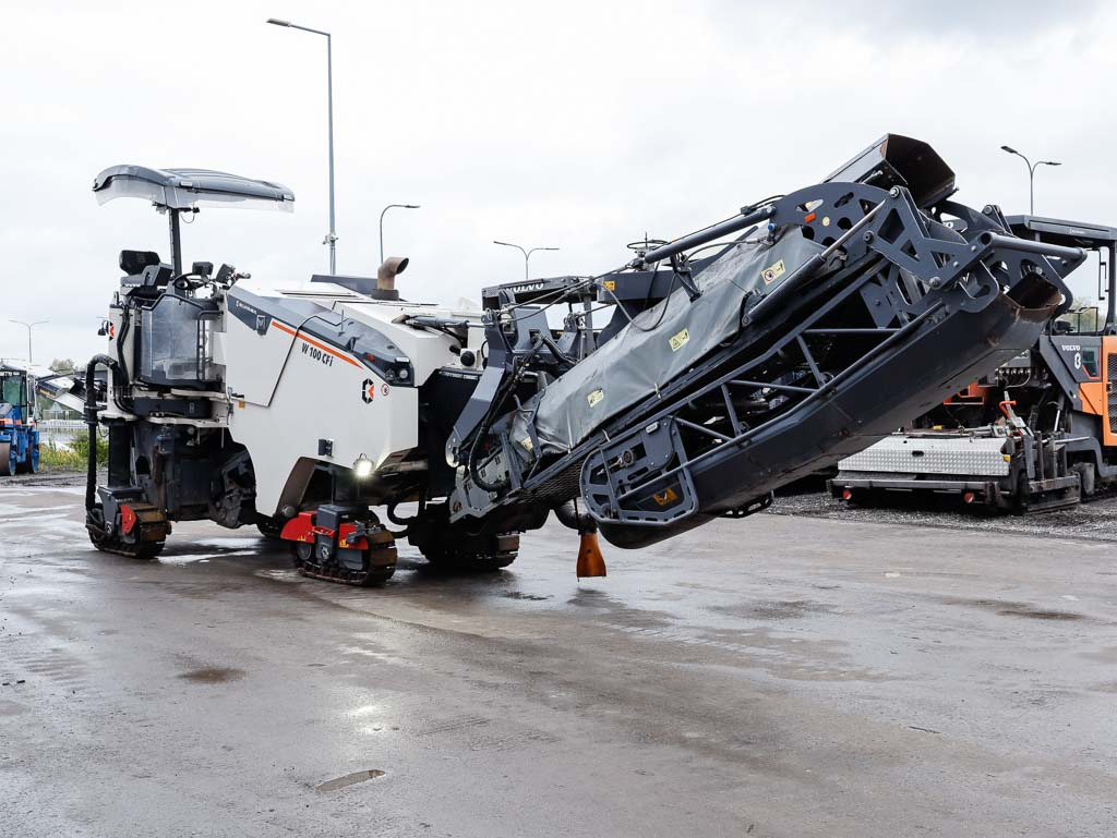 WIRTGEN W100CFi - Fraiseuse à froid: photos 4 WIRTGEN W100CFi - Fraiseuse à froid: photos 4