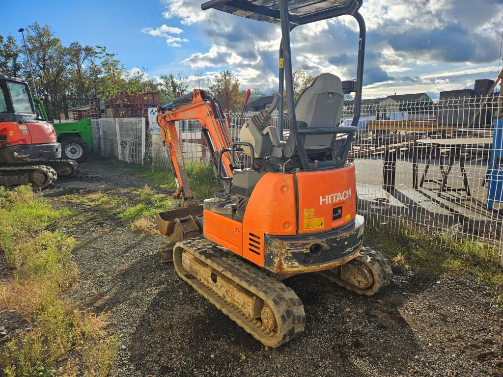 HITACHI ZX 19 - Mini pelle: photos 2 HITACHI ZX 19 - Mini pelle: photos 2