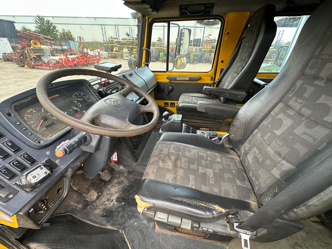 Mercedes-Benz U 4000 - Tracteur agricole: photos 5 Mercedes-Benz U 4000 - Tracteur agricole: photos 5