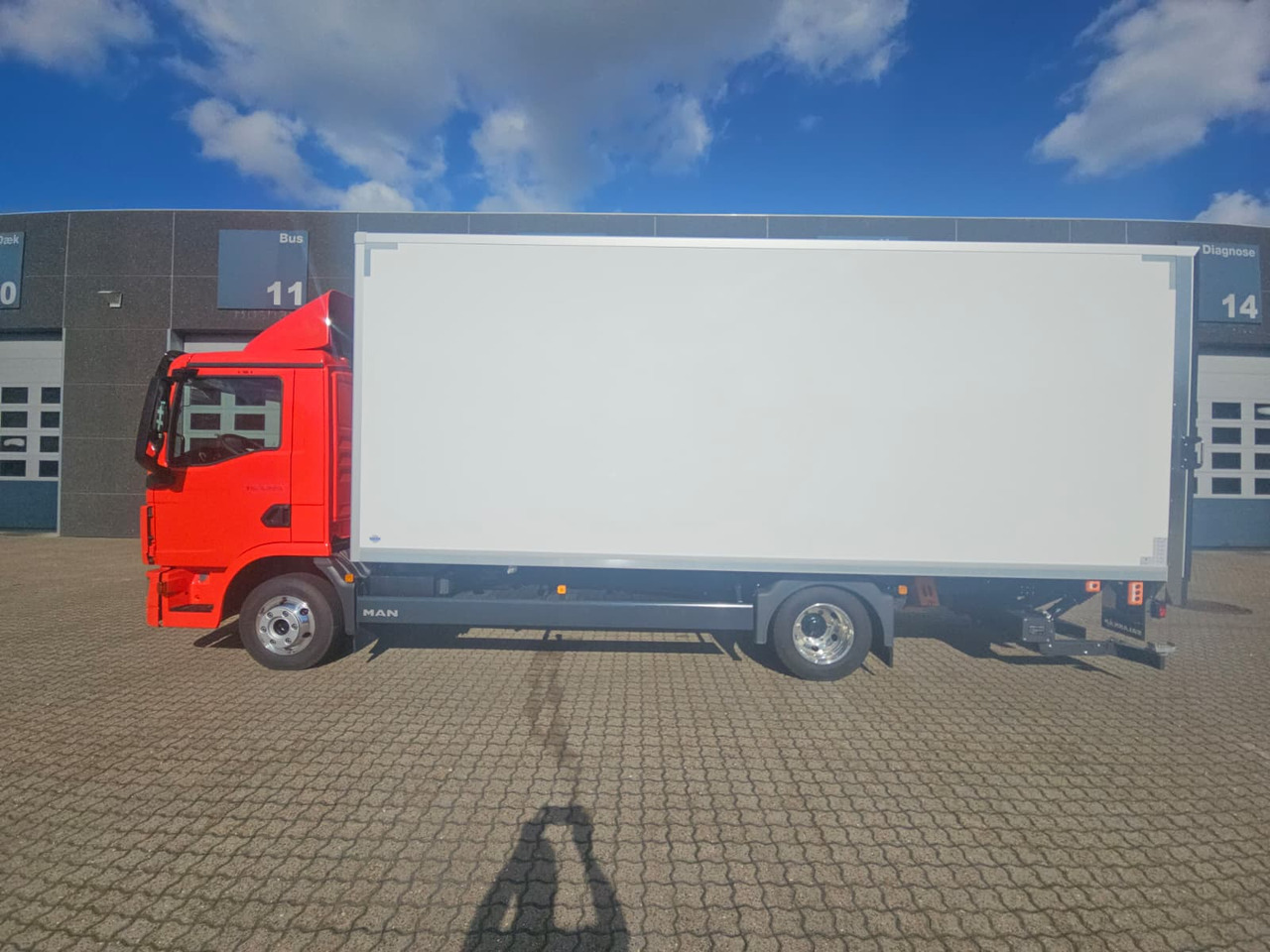 MAN TGL 8.220 - Camion fourgon: photos 3 MAN TGL 8.220 - Camion fourgon: photos 3