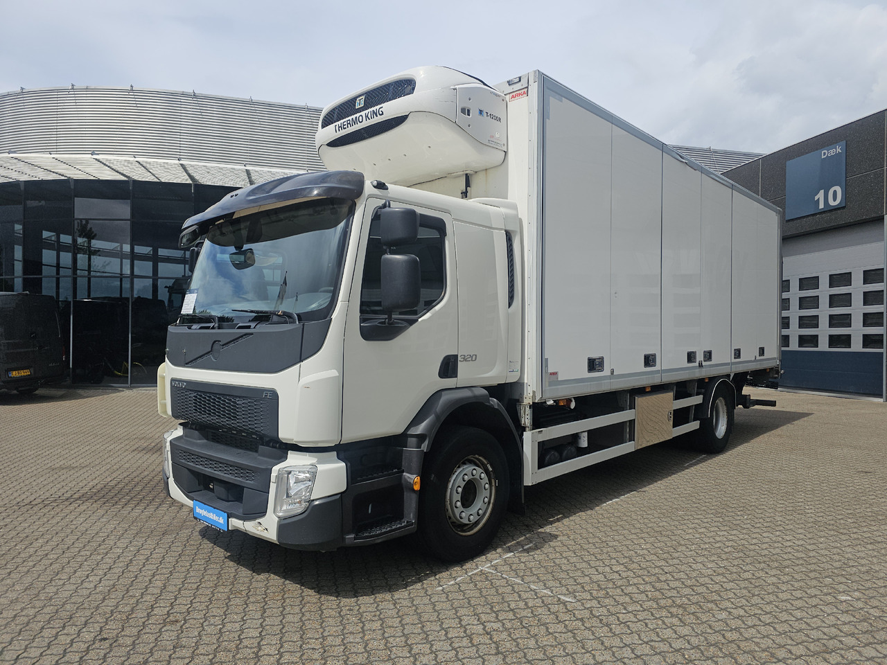 Volvo FE320 - Camion frigorifique: photos 1 Volvo FE320 - Camion frigorifique: photos 1