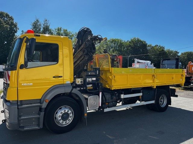 Mercedes-Benz Axor 1828 mit Kipper und Ladekran Top - Camion benne, Camion grue: photos 1 Mercedes-Benz Axor 1828 mit Kipper und Ladekran Top - Camion benne, Camion grue: photos 1