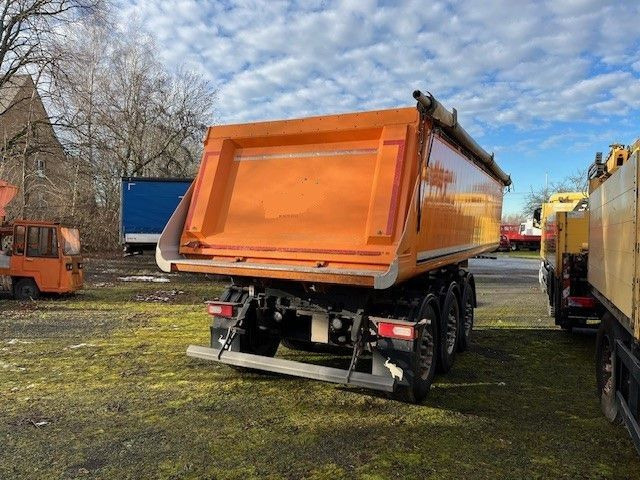 Schmitz Cargobull SKI 24 7,2 Alu Kastenmulde Verschleißboden neu Schmitz Cargobull SKI 24 7,2 Alu Kastenmulde Verschleißboden neu - Semi-remorque benne: photos 5 Schmitz Cargobull SKI 24 7,2 Alu Kastenmulde Verschleißboden neu Schmitz Cargobull SKI 24 7,2 Alu Kastenmulde Verschleißboden neu - Semi-remorque benne: photos 5