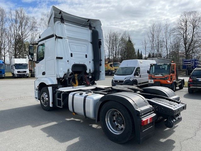 Mercedes-Benz Actros 1845 Sattelzugmaschine TOP gepflegt! Mercedes-Benz Actros 1845 Sattelzugmaschine TOP gepflegt! - Tracteur routier: photos 5 Mercedes-Benz Actros 1845 Sattelzugmaschine TOP gepflegt! Mercedes-Benz Actros 1845 Sattelzugmaschine TOP gepflegt! - Tracteur routier: photos 5