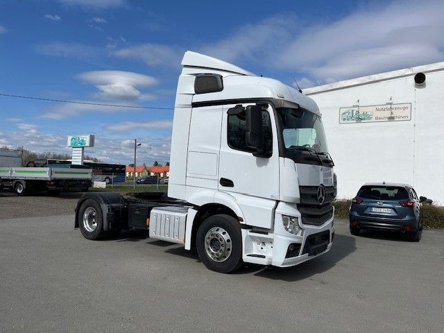 Mercedes-Benz Actros 1845 Sattelzugmaschine TOP gepflegt! Mercedes-Benz Actros 1845 Sattelzugmaschine TOP gepflegt! - Tracteur routier: photos 3 Mercedes-Benz Actros 1845 Sattelzugmaschine TOP gepflegt! Mercedes-Benz Actros 1845 Sattelzugmaschine TOP gepflegt! - Tracteur routier: photos 3